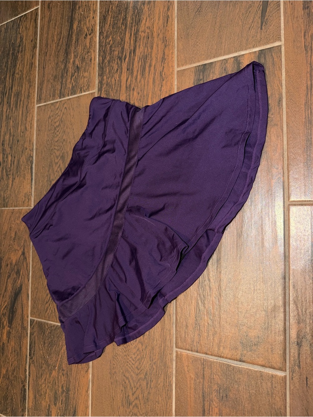 M- Women's Ekouaer purple athletic/tennis skort